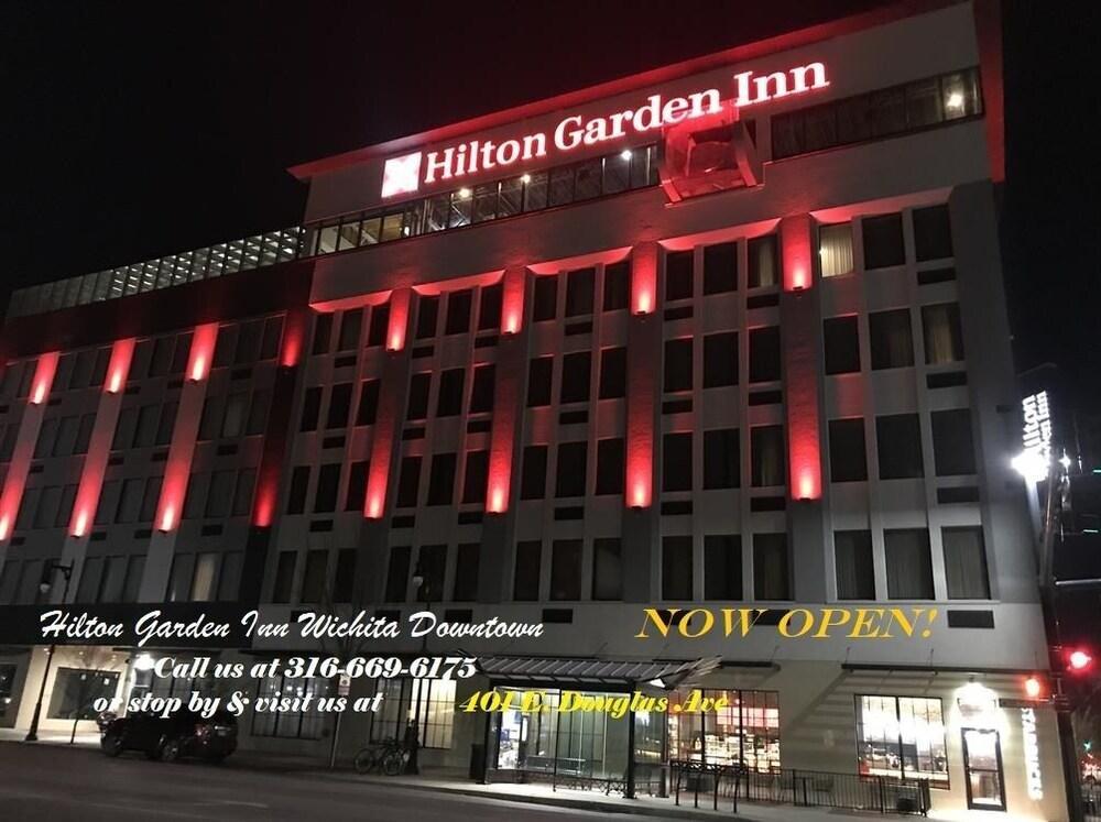 Hilton Garden Inn Wichita Downtown, Ks Ngoại thất bức ảnh